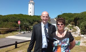 Gansbaai SA en Birkenhead VK smee bande